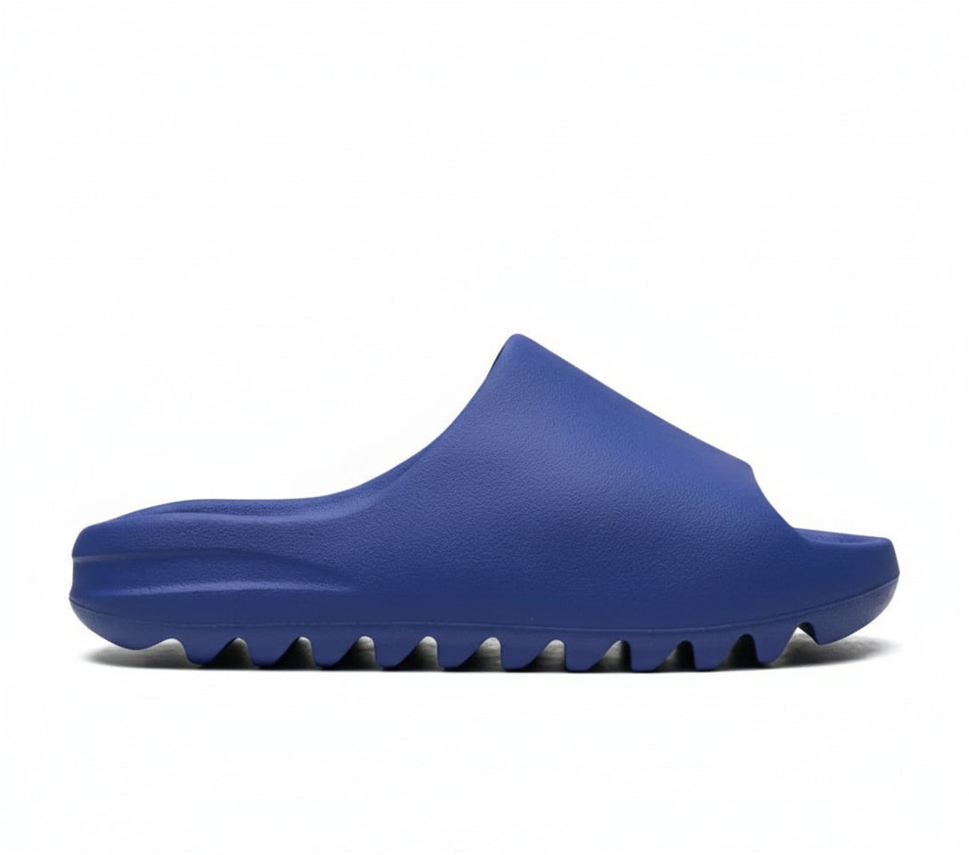 YEEZY SLIDE"S"