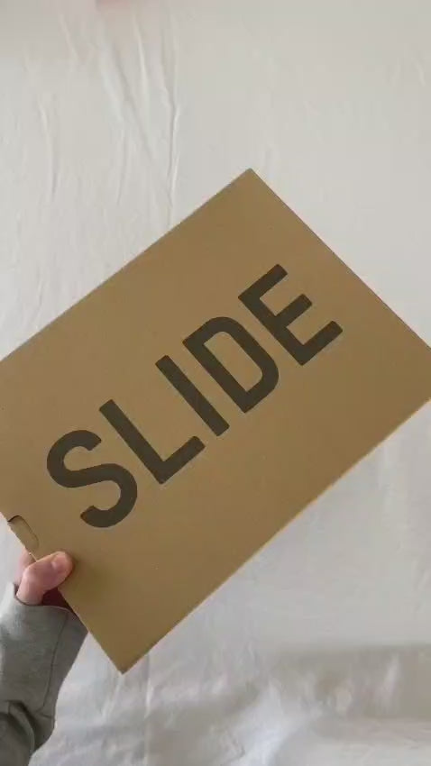 YEEZY SLIDE"S"